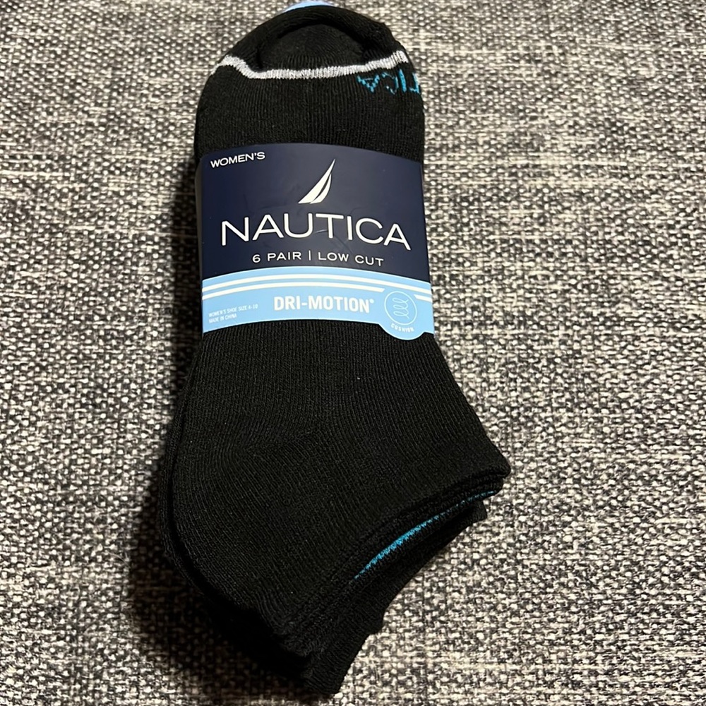 NWT Nautica 6 Pk Low Cut Dri-Motion Socks